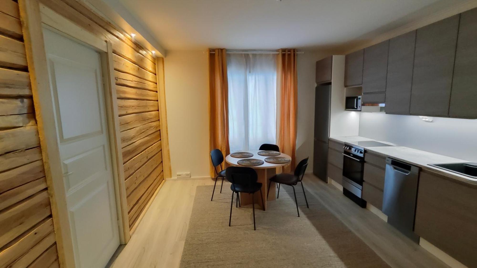 Royal Reindeer Lakeside Apartments Рованиеми Екстериор снимка