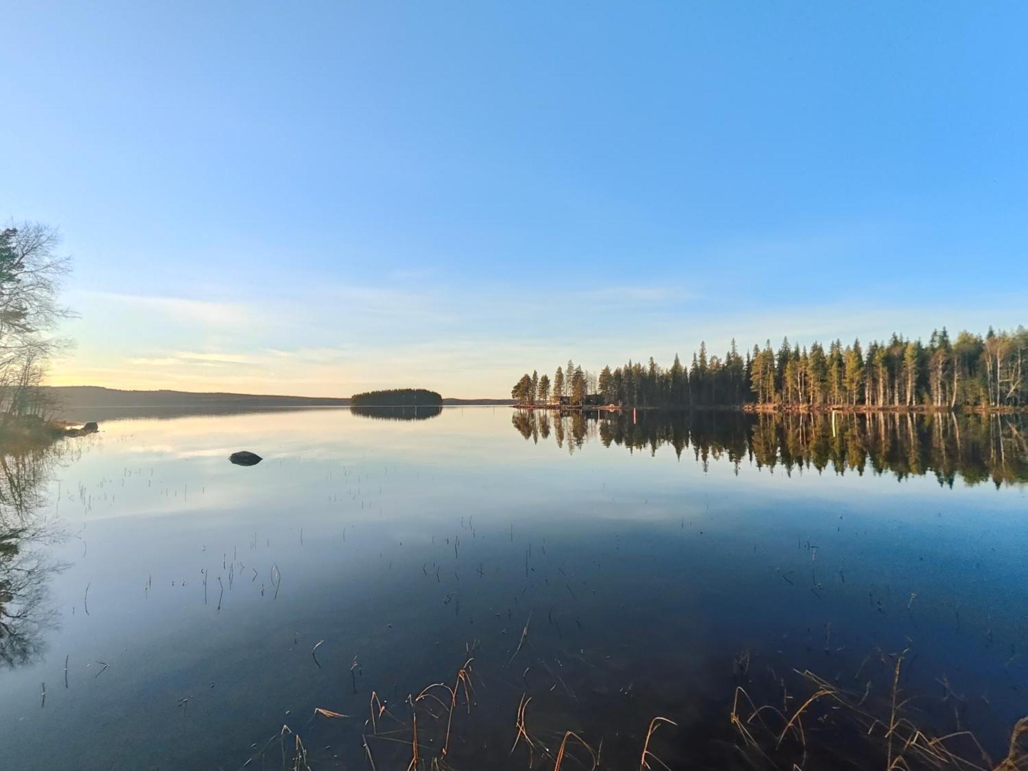 Royal Reindeer Lakeside Apartments Рованиеми Екстериор снимка